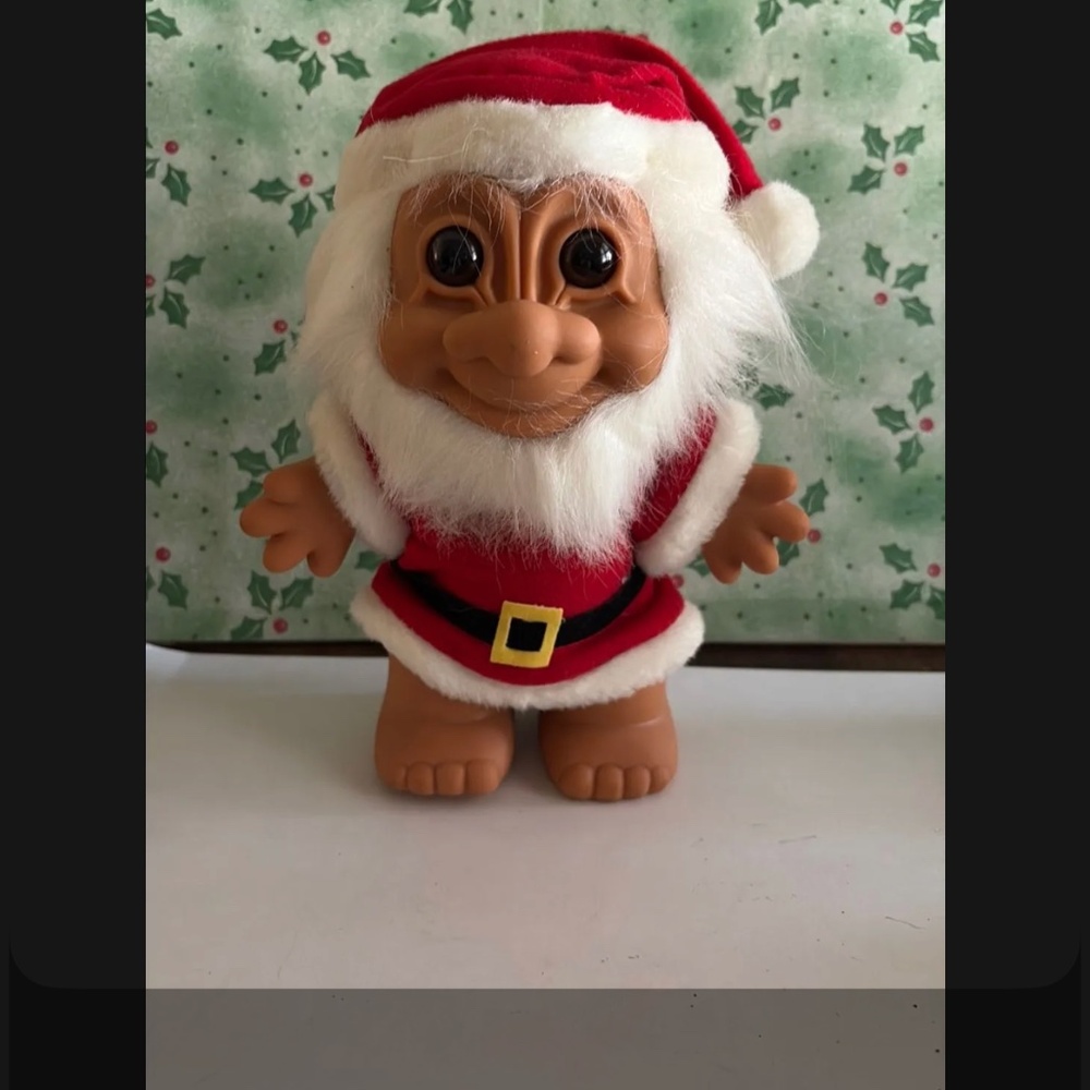 Santa Troll—8 inches